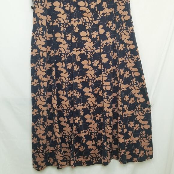 NWT -Perceptions Womens Career Casual Sleeveless Floral Midi Fit & Flare Size 1X - Picture 5 of 10